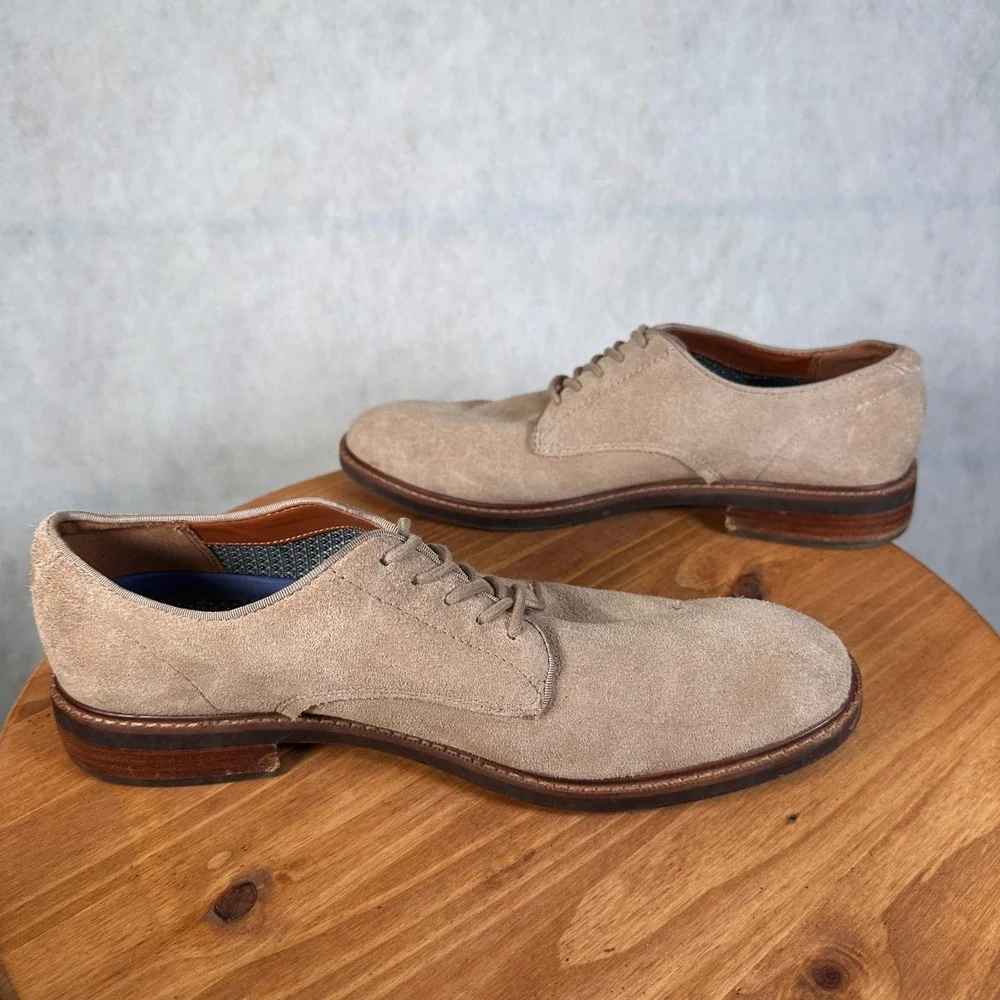 Vince Camuto Derby Shoes Mens 11 Tan Suede Good Lace Up Business Casual Classic